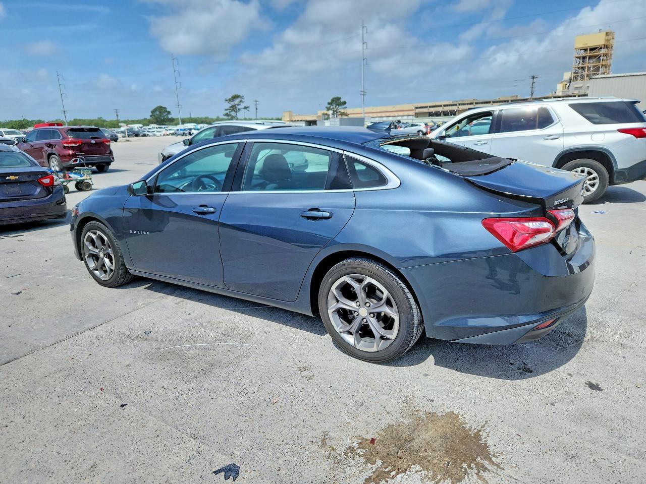 2020 Chevrolet Malibu Lt - Фото 2