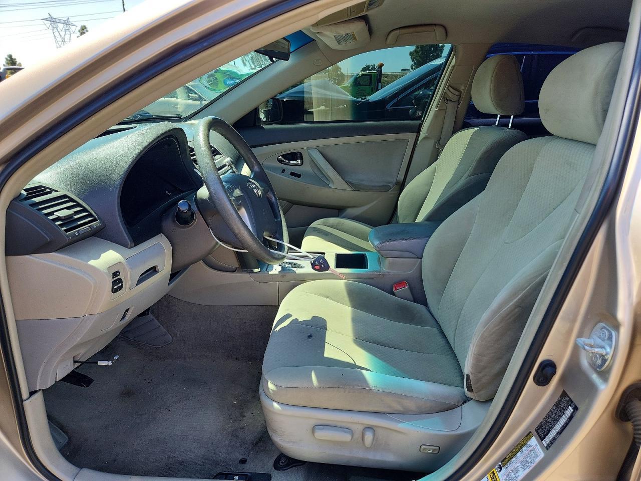 2007 Toyota Camry Le V6 - Image 7