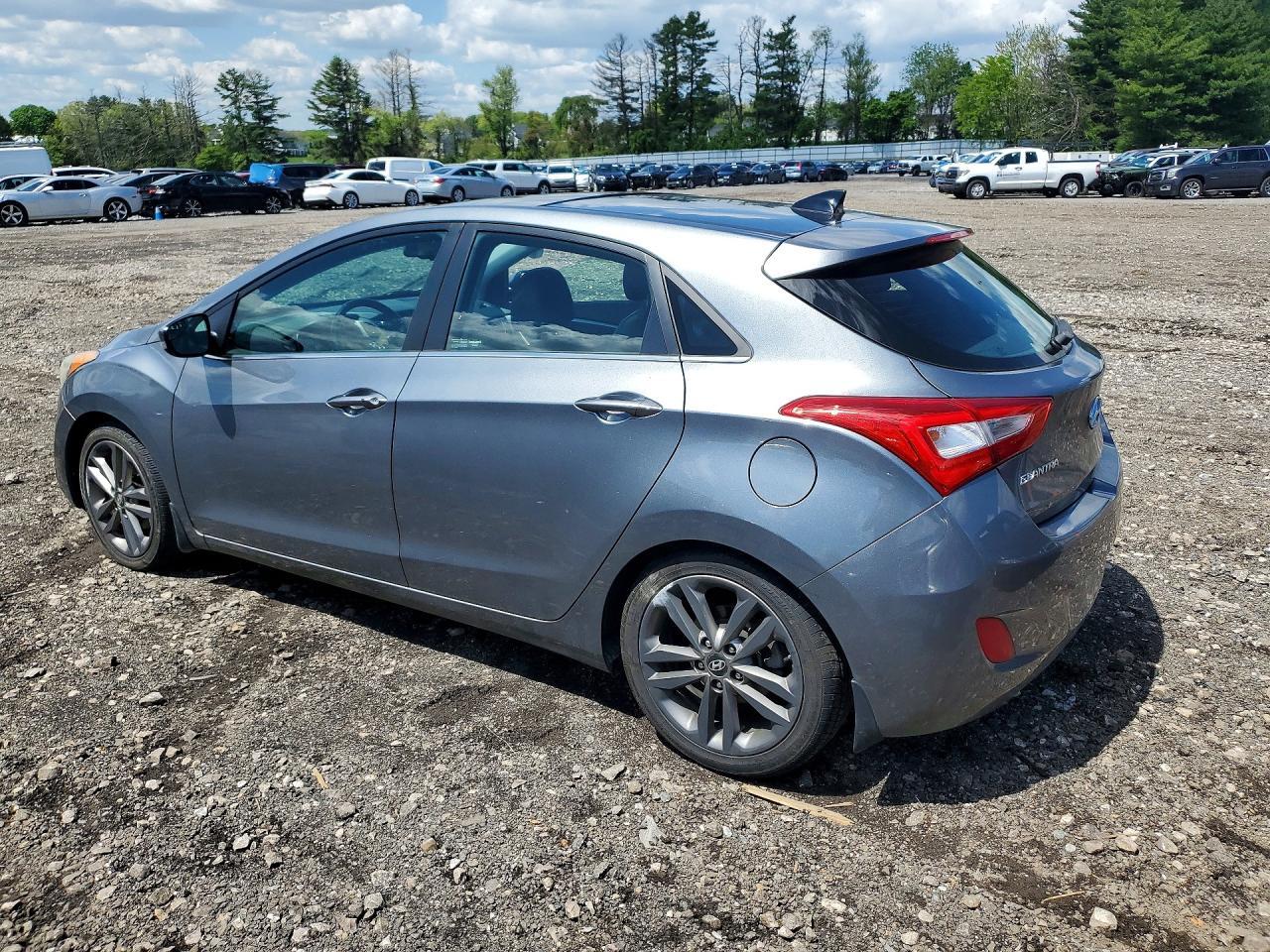 2016 Hyundai Elantra Gt Base - Фото 2