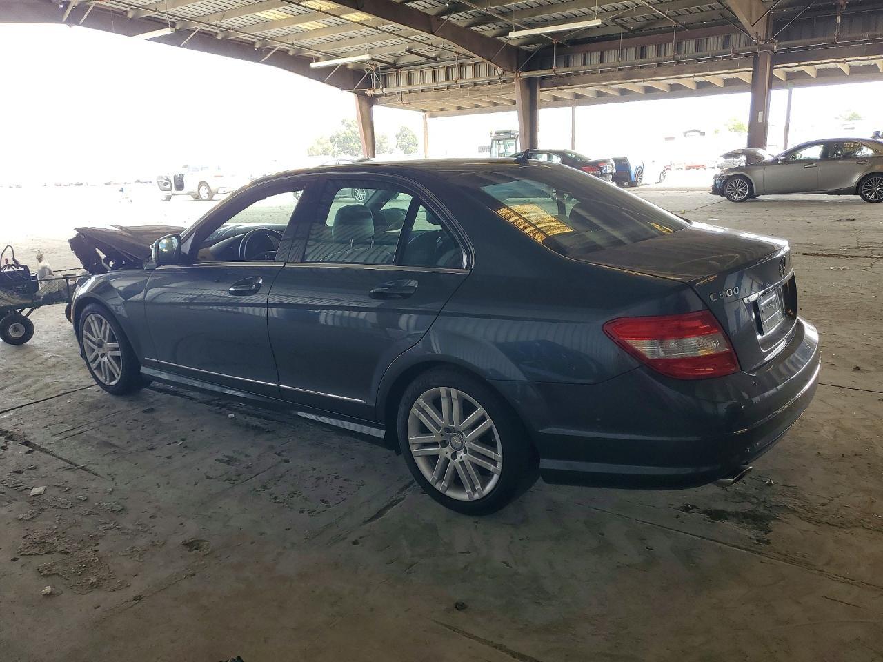2009 Mercedes-Benz C 300 - Фото 2
