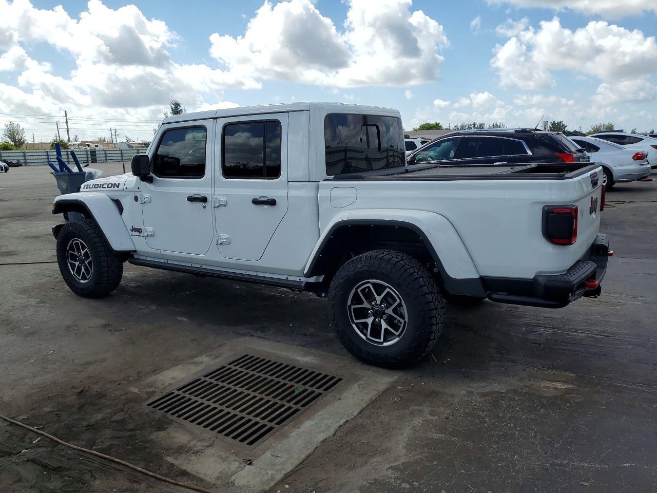 2024 Jeep Gladiator Rubicon - Image 2