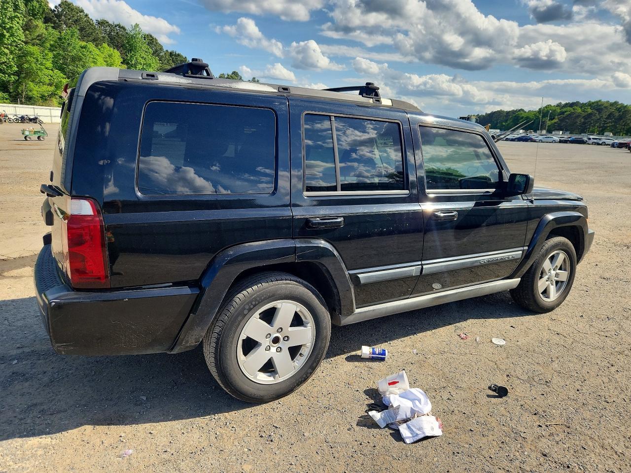 2007 Jeep Commander - Image 3