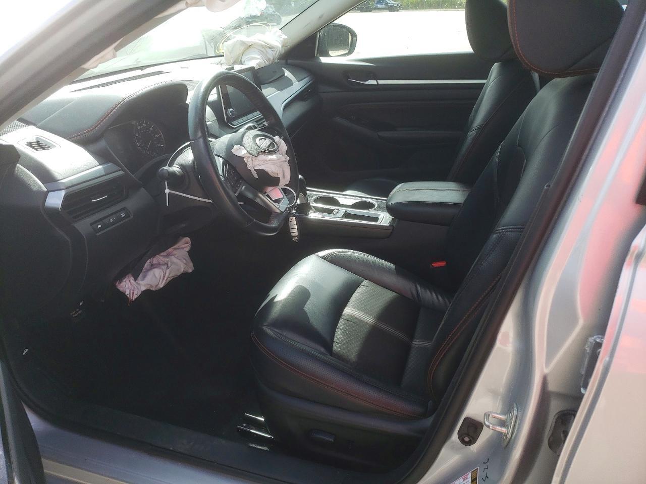 2023 Nissan Altima 2.5 Sr - Image 7
