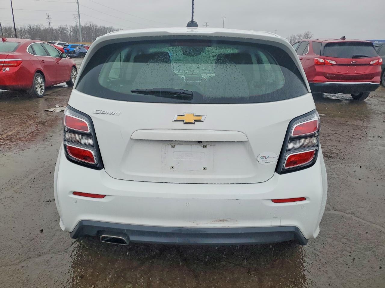2019 Chevrolet Sonic - Фото 6