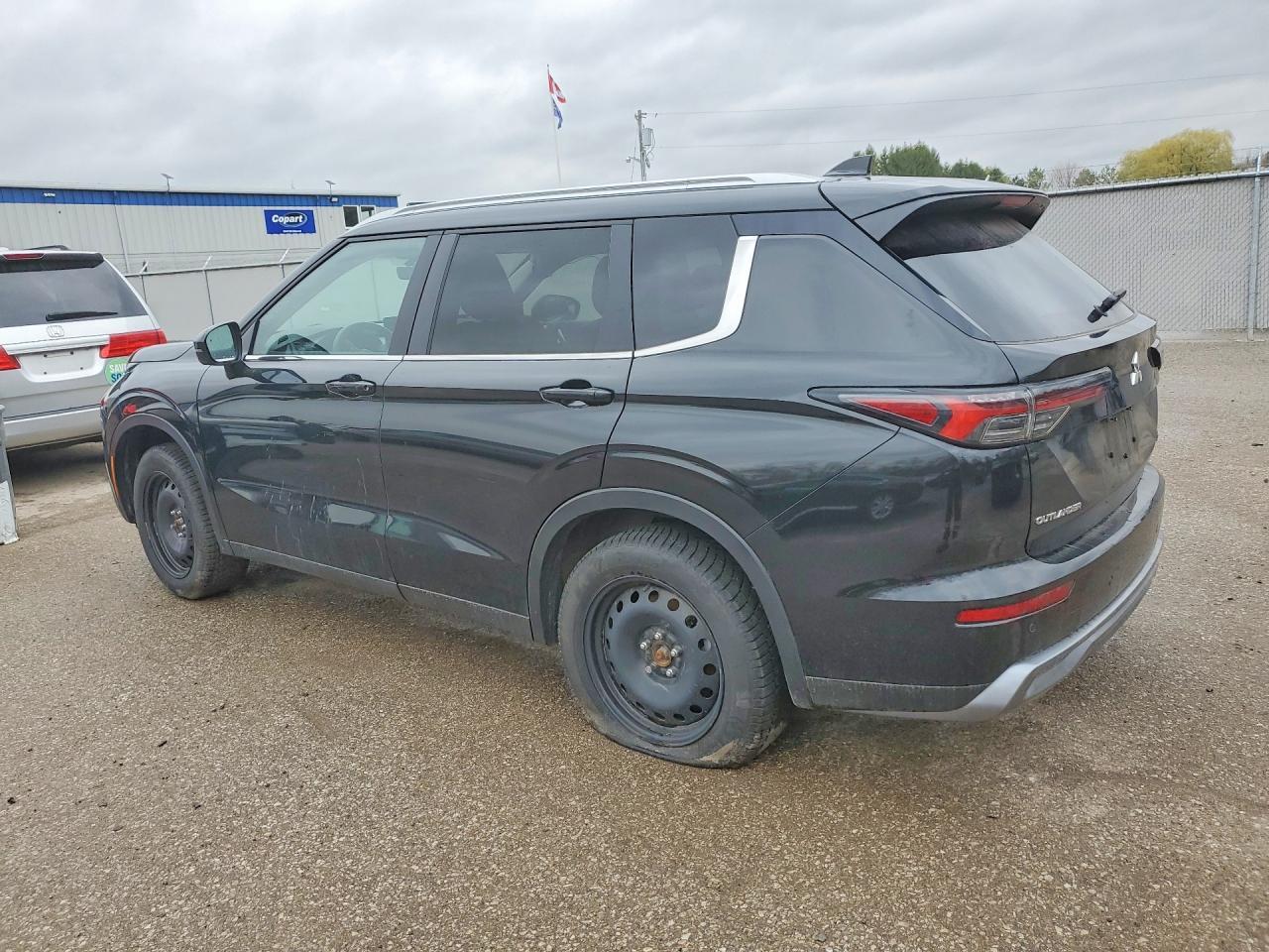 2025 Mitsubishi Outlander Se - Фото 2