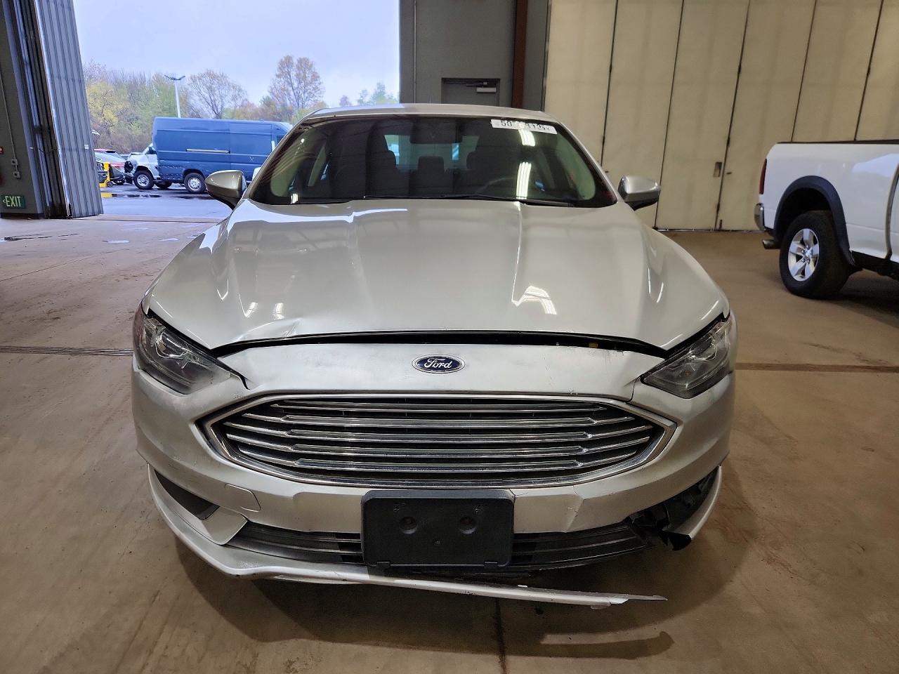 2017 Ford Fusion Se - Фото 5