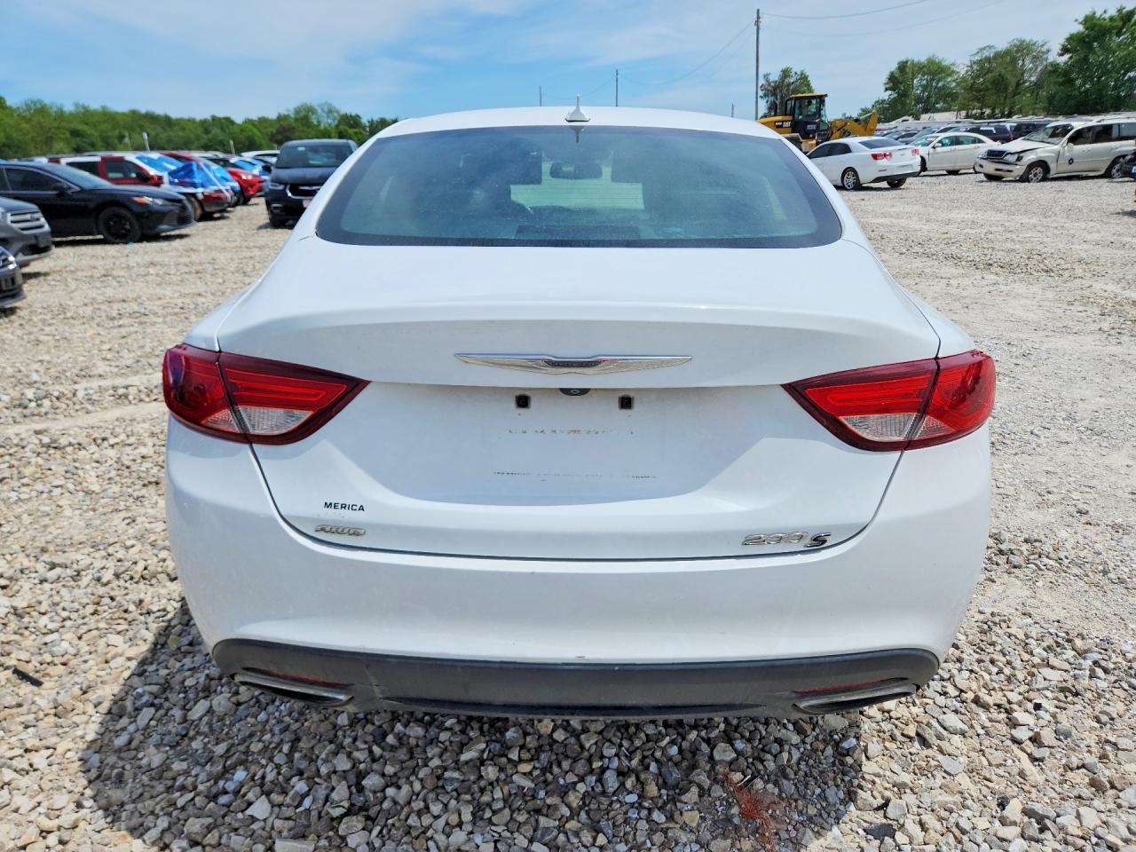 2015 Chrysler 200 S - Фото 6