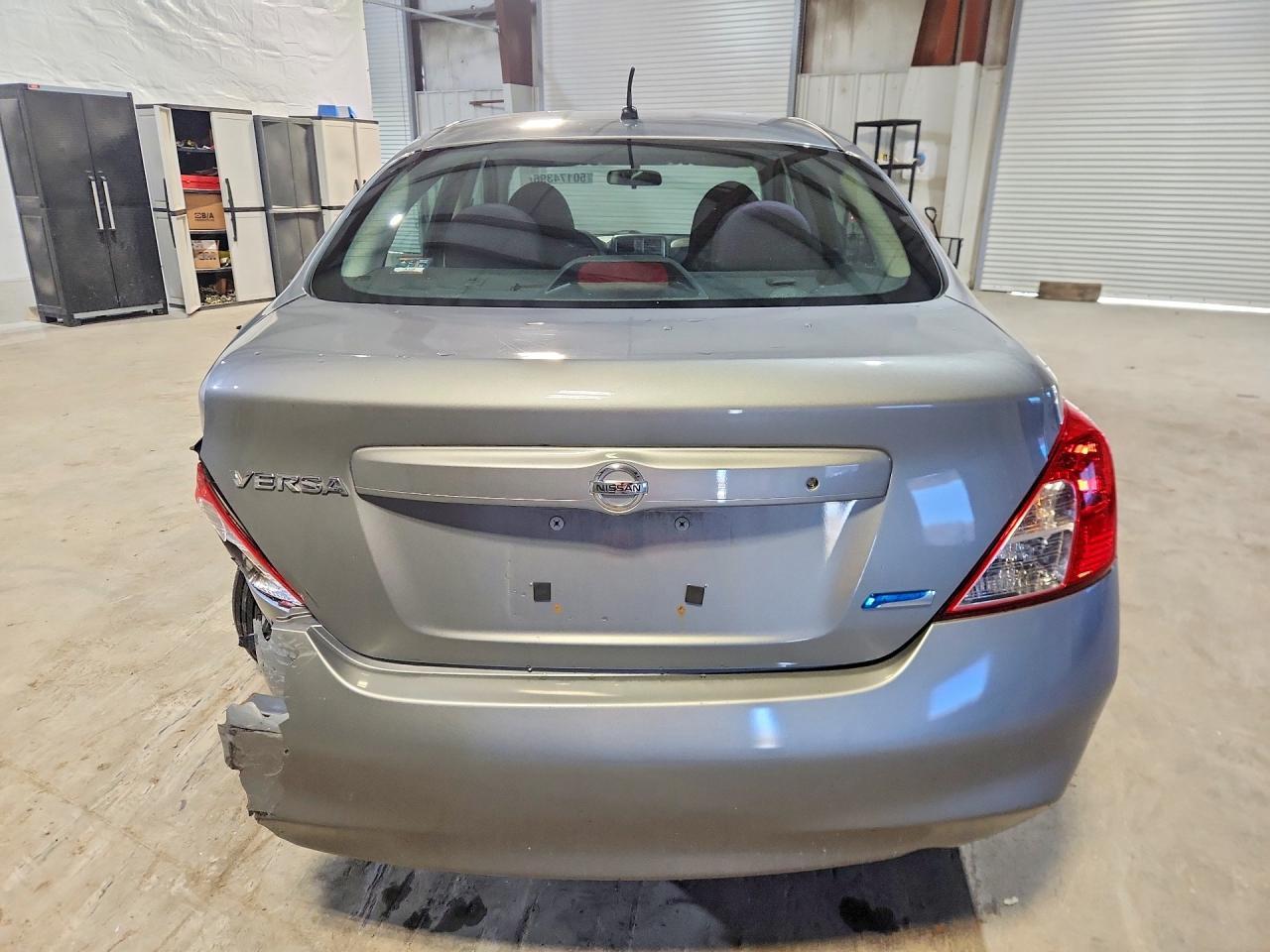 2013 Nissan Versa 1.6 S - Image 6
