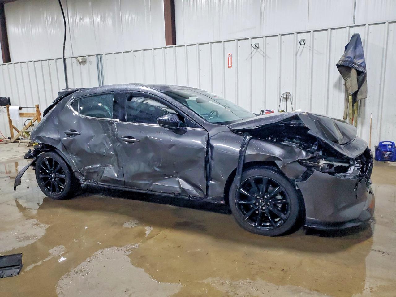 2021 Mazda 3 Premium Plus - Image 4