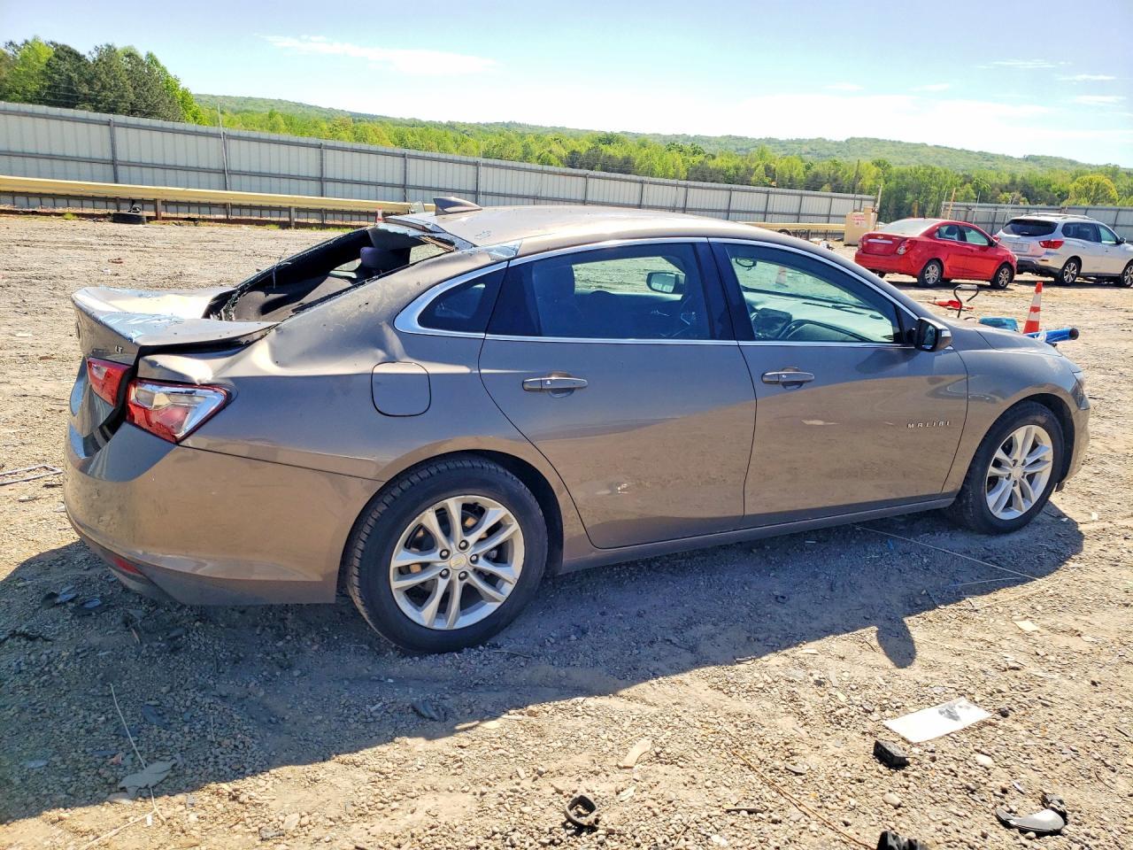 2018 Chevrolet Malibu Lt - Image 3