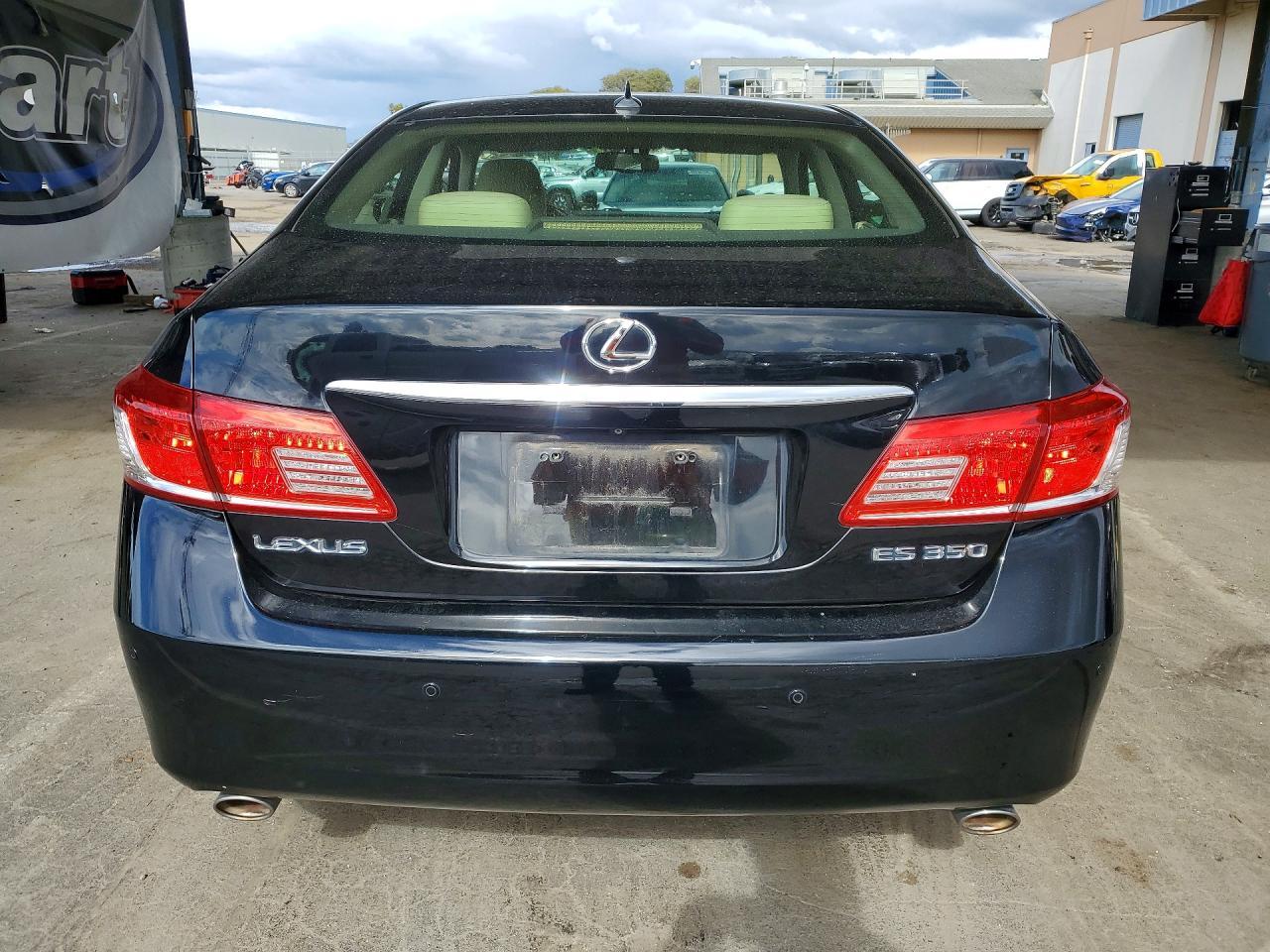 2010 Lexus Es 350 - Image 6