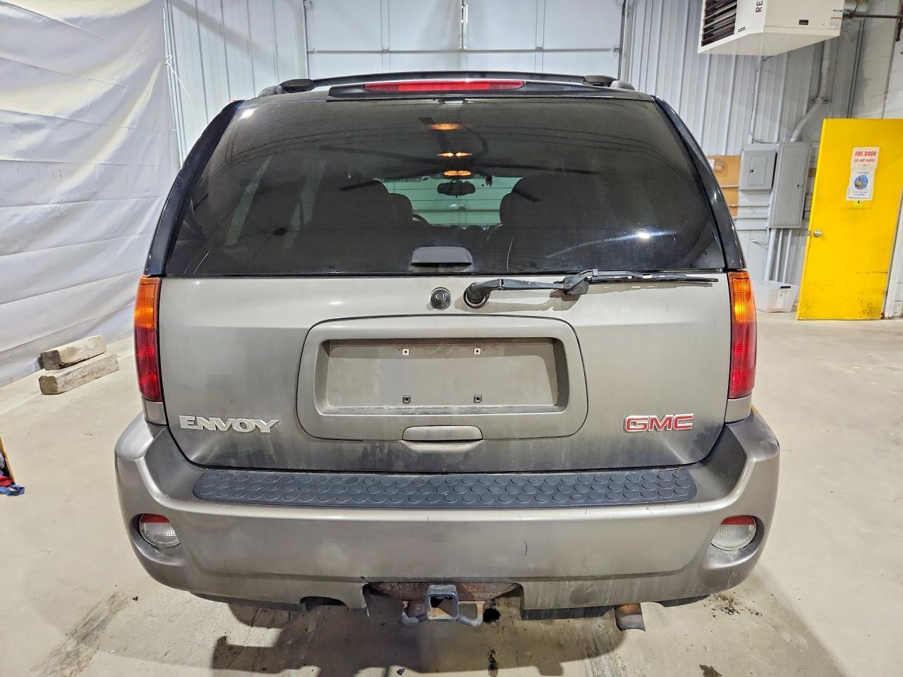 2007 GMC Envoy - Image 6