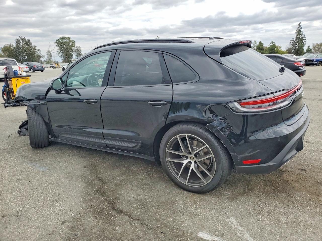 2025 Porsche Macan Base - Image 2