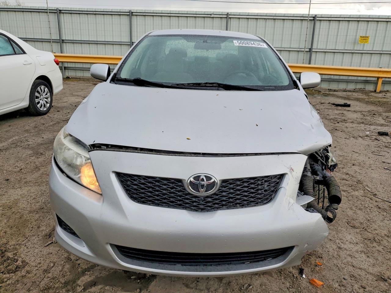 2010 Toyota Corolla Le - Фото 5