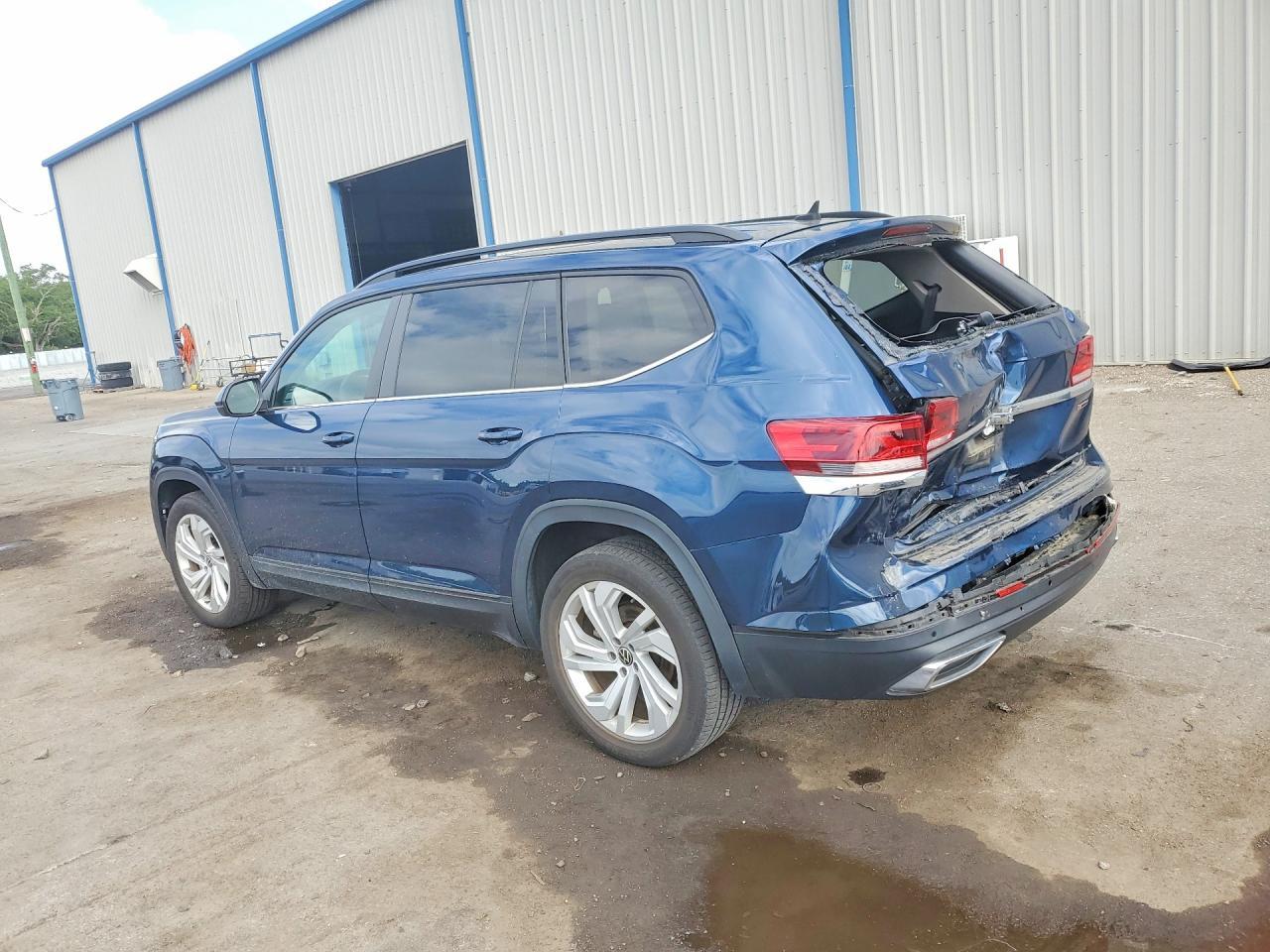 2021 Volkswagen Atlas Se - Image 2