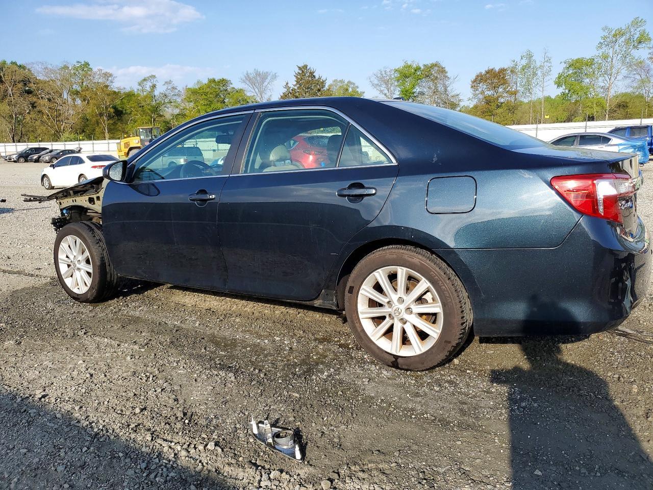 2014 Toyota Camry Xle - Фото 2