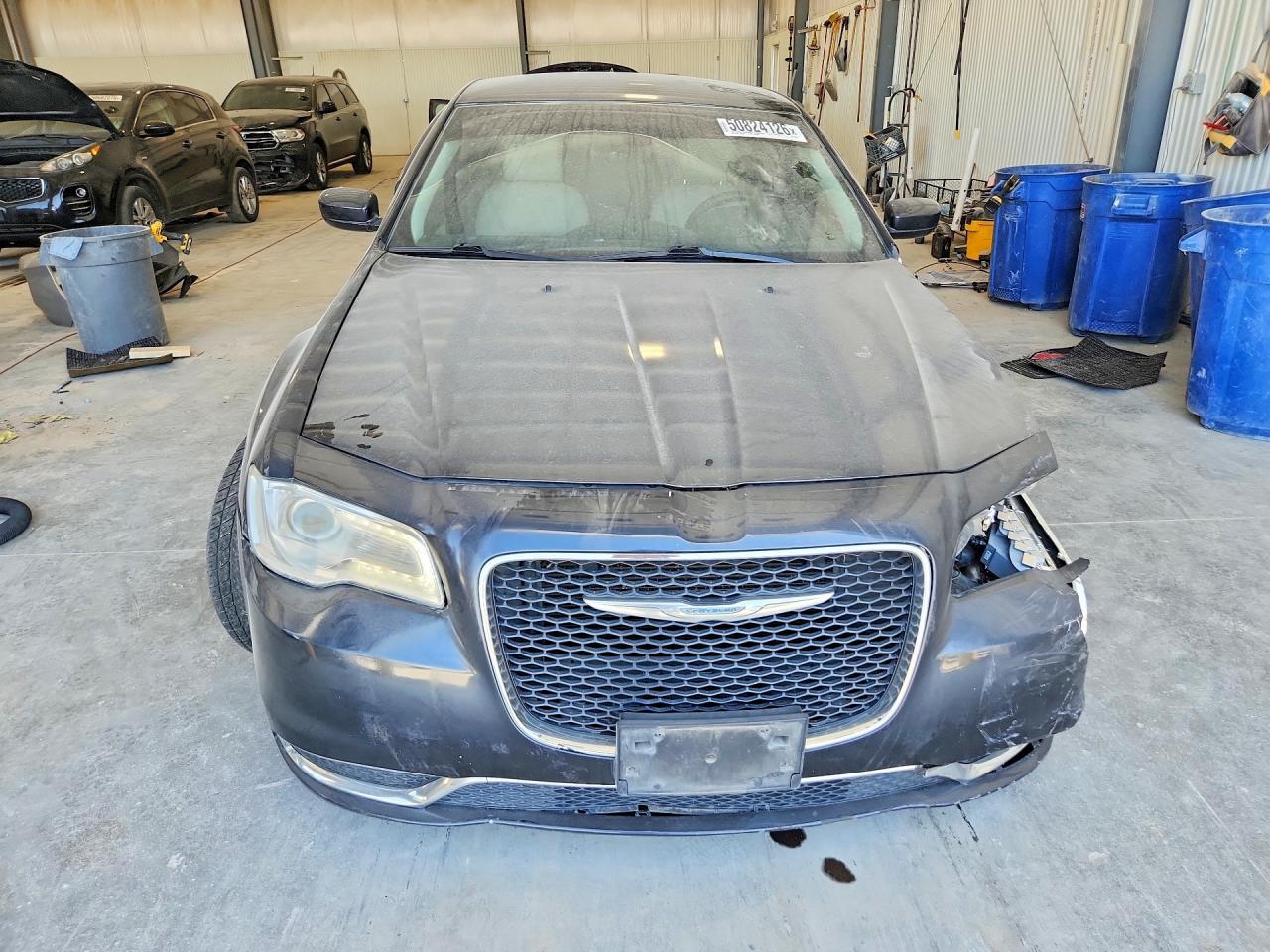 2015 Chrysler 300 Limited - Image 5