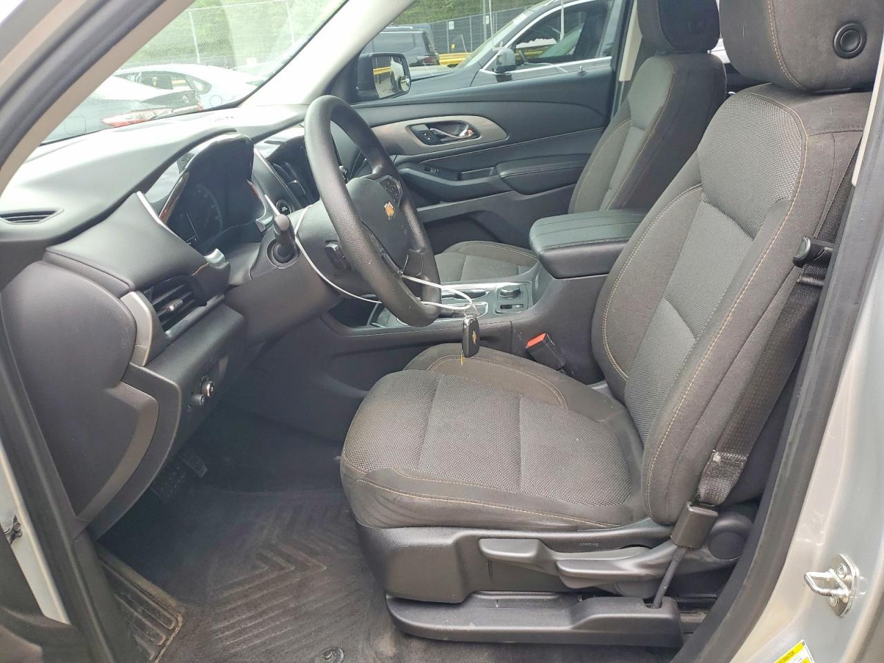 2019 Chevrolet Traverse Ls - Фото 7