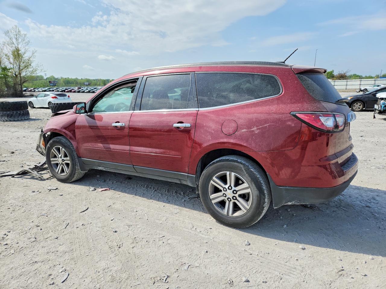 2016 Chevrolet Traverse Lt - Фото 2