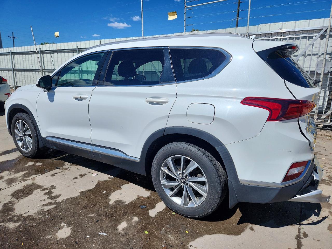 2020 Hyundai Santa Fe Sel - Фото 2