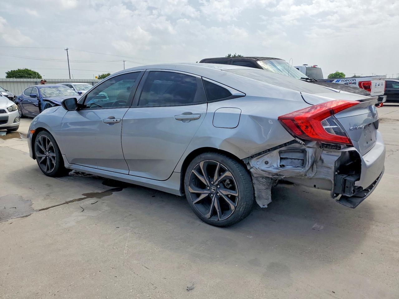 2019 Honda Civic Sport - Фото 2