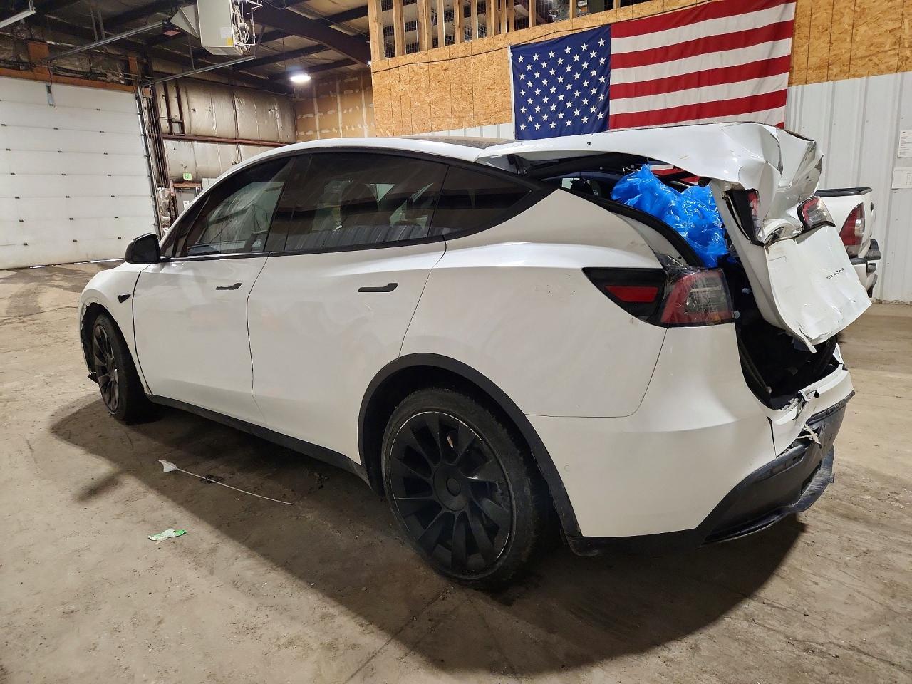 2020 Tesla Model Y - Фото 2