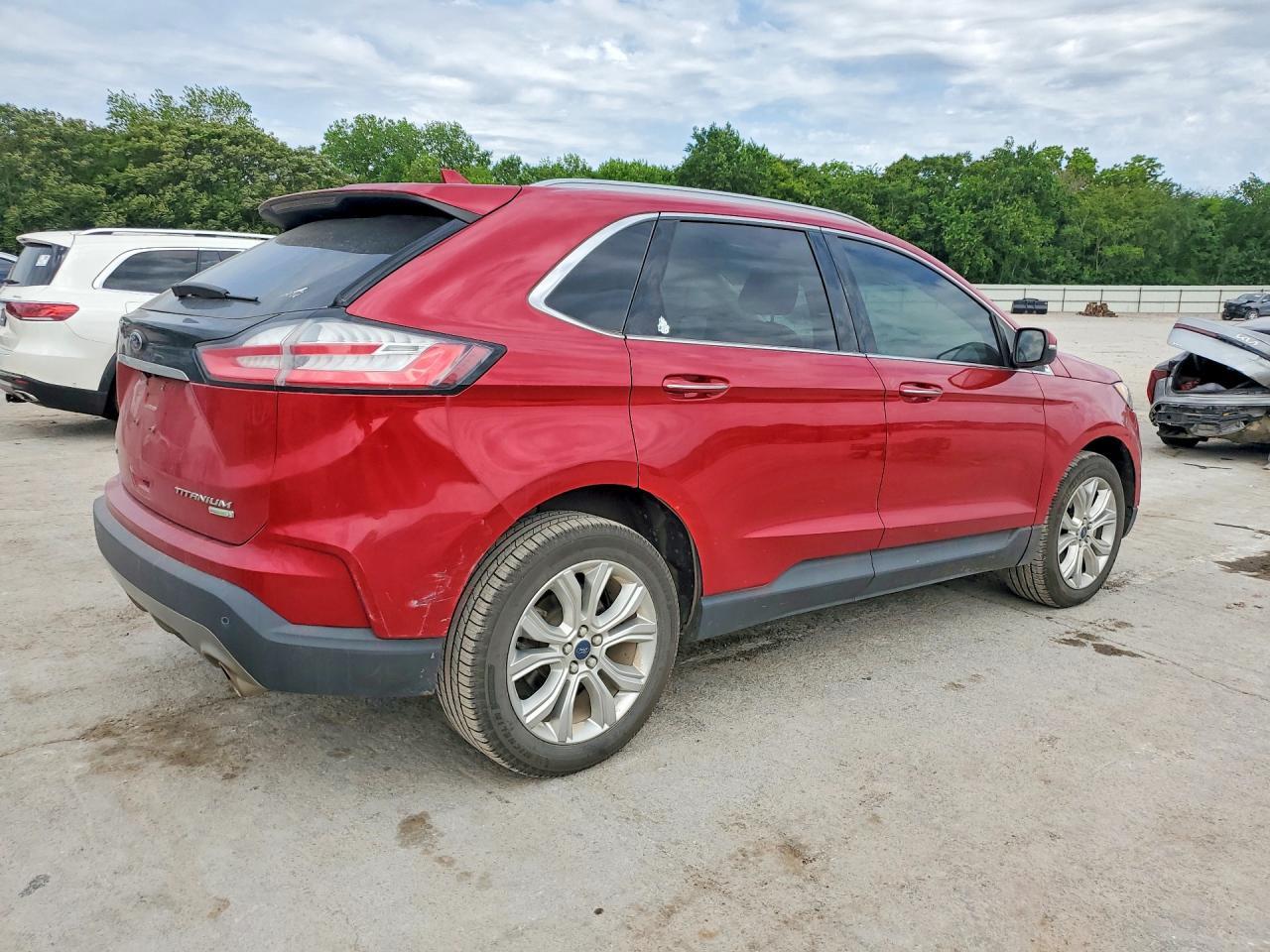2020 Ford Edge Titanium - Фото 3