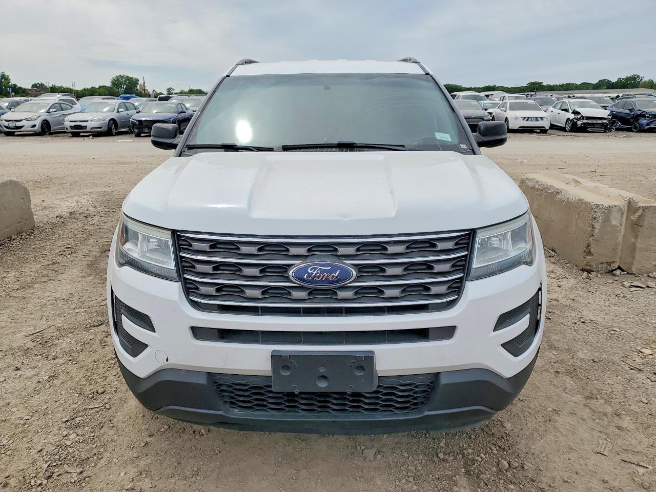 2016 Ford Explorer - Фото 5