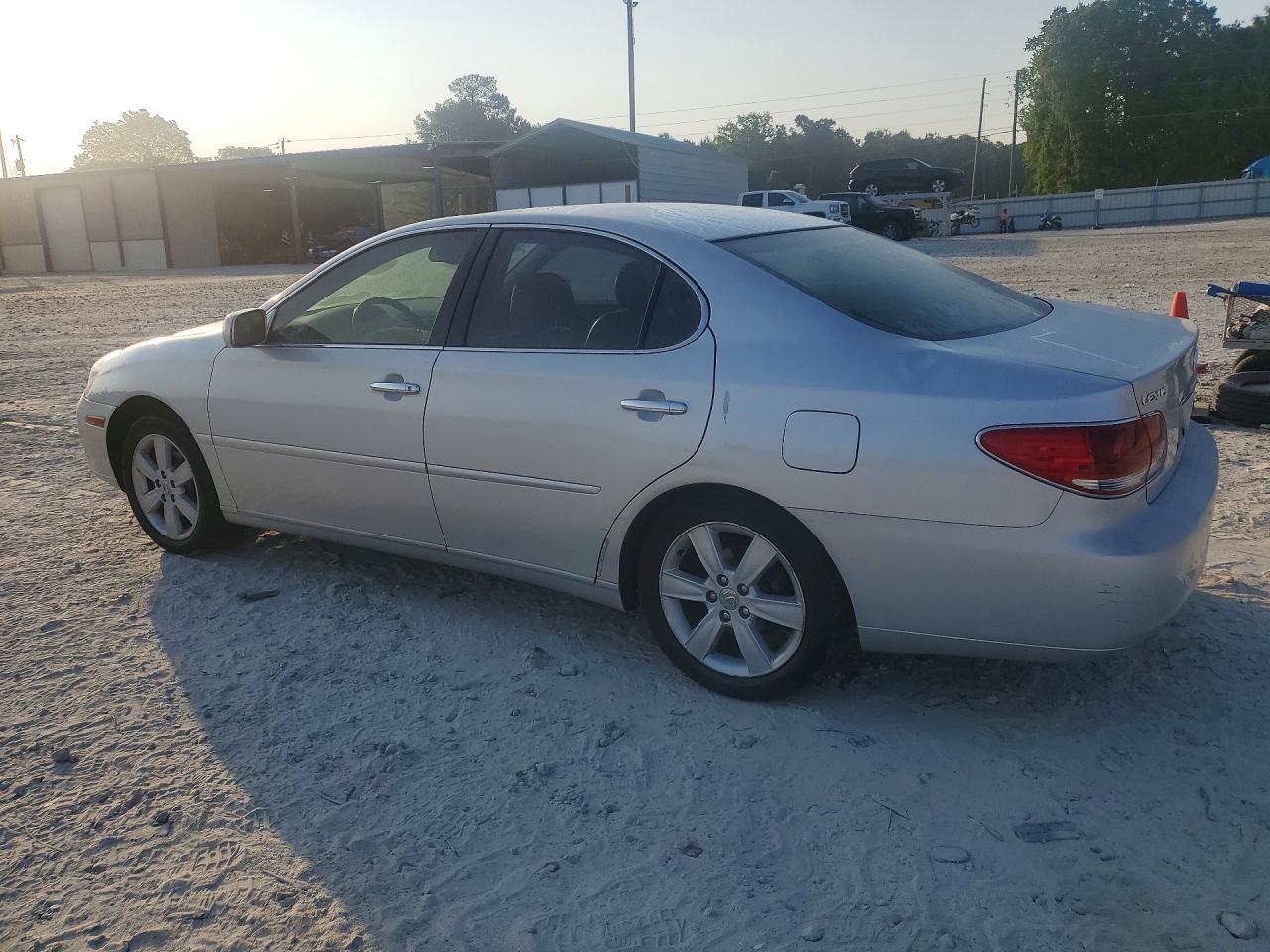 2005 Lexus Es 330 Base - Image 2