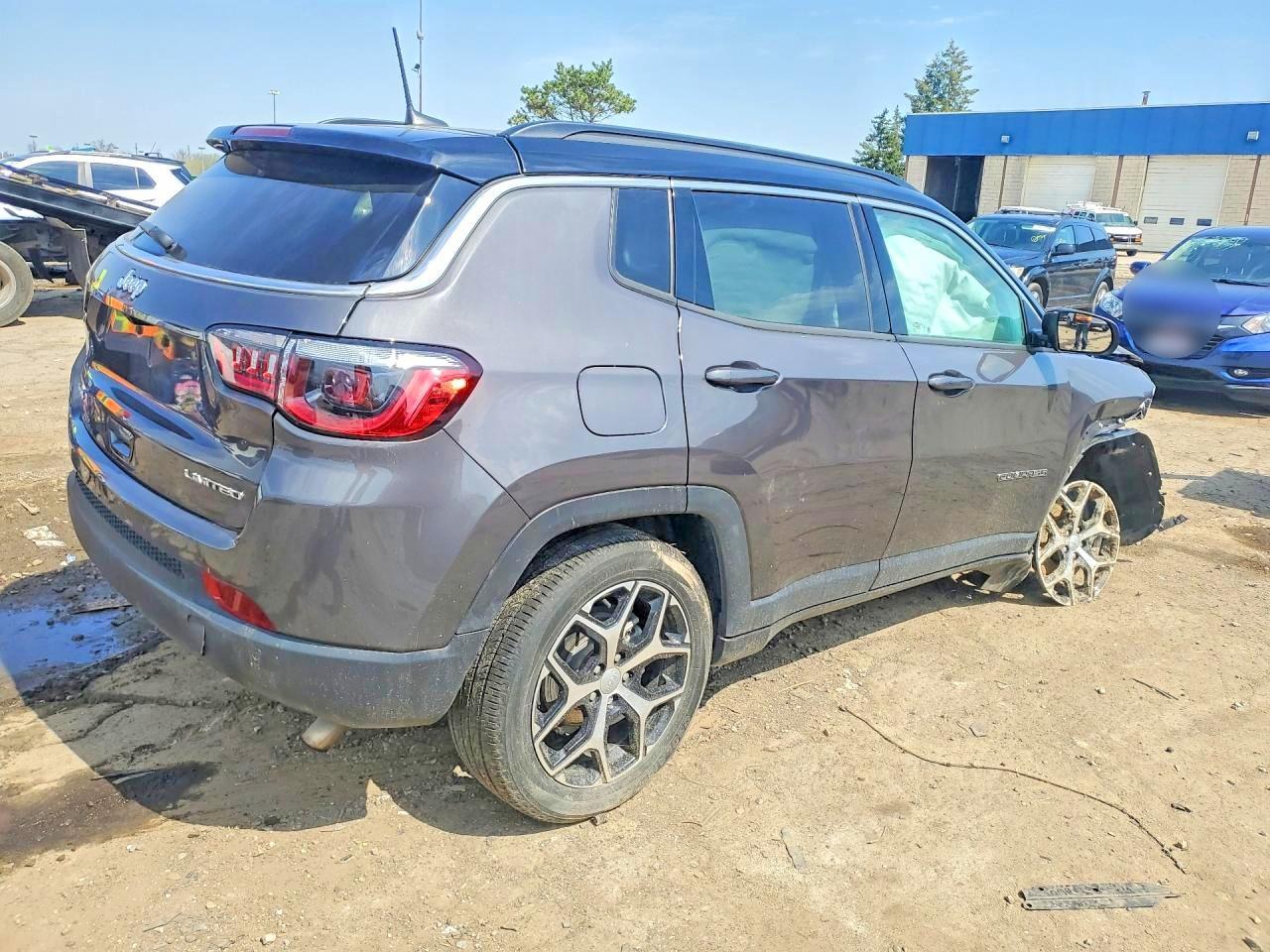 2024 Jeep Compass Limited - Image 3