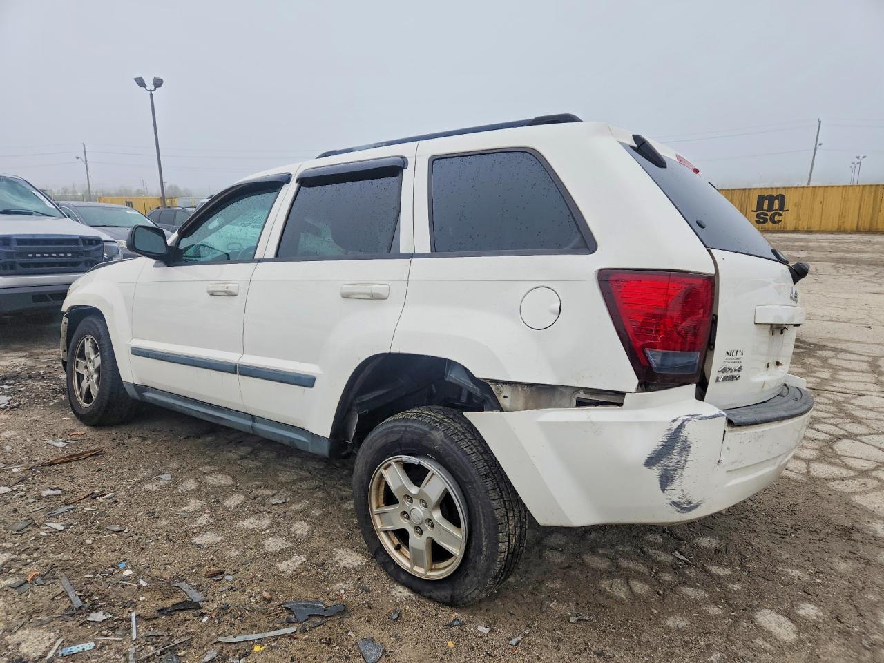 2007 Jeep Grand Cherokee Laredo - Image 2