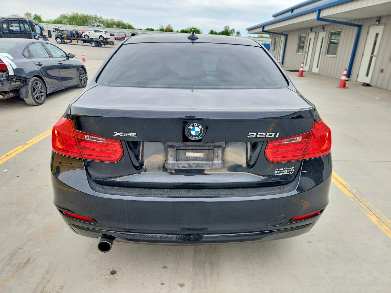 2014 BMW 320 I xDrive - Фото 6