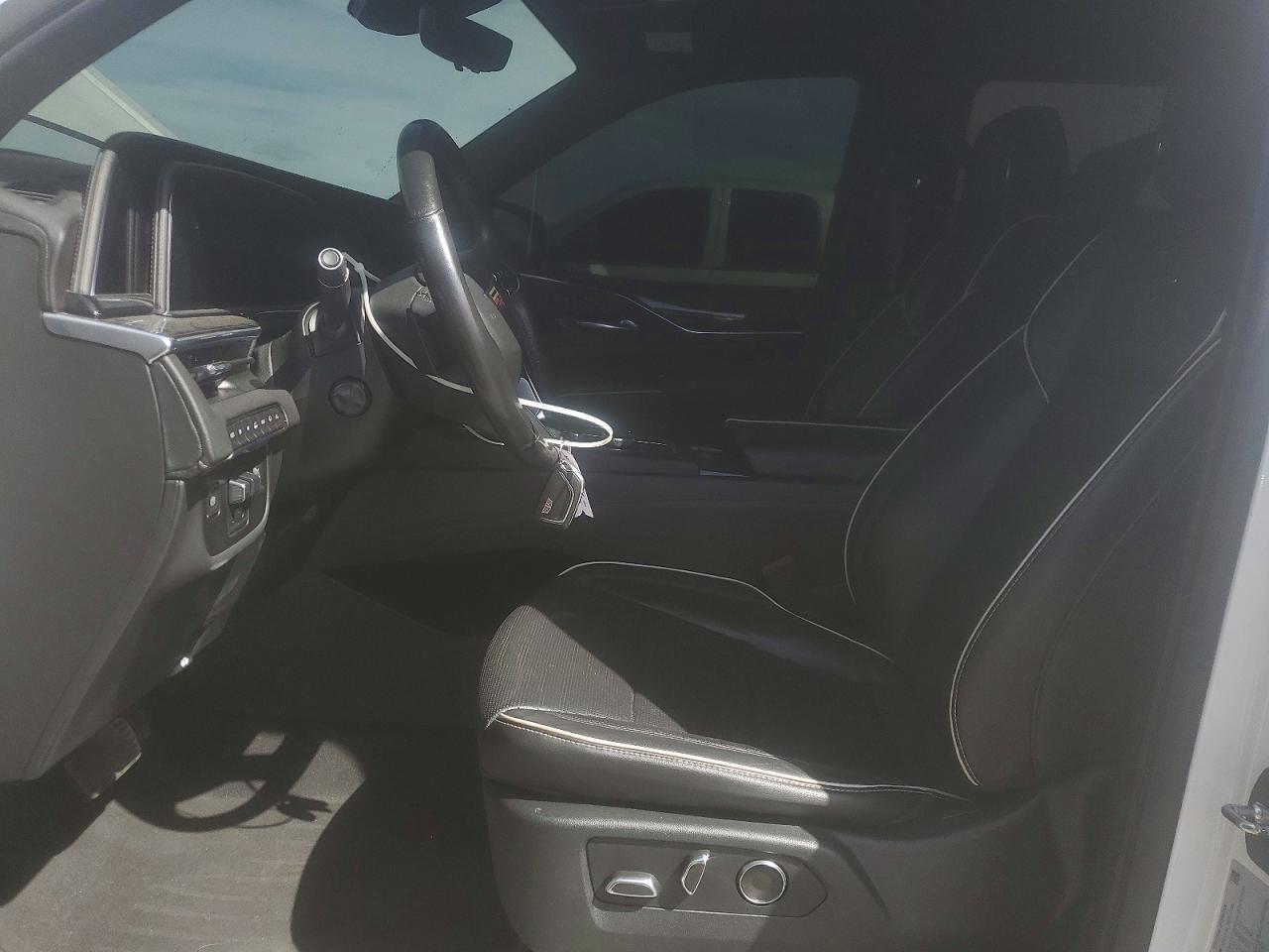 2021 Cadillac Escalade Sport - Фото 7