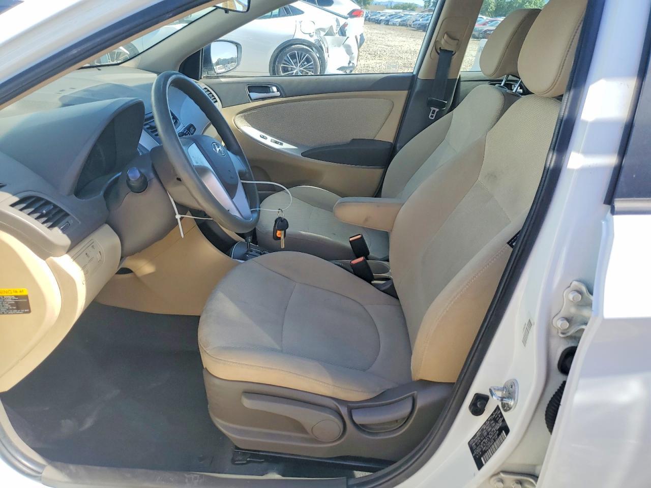 2014 Hyundai Accent Gls - Image 7