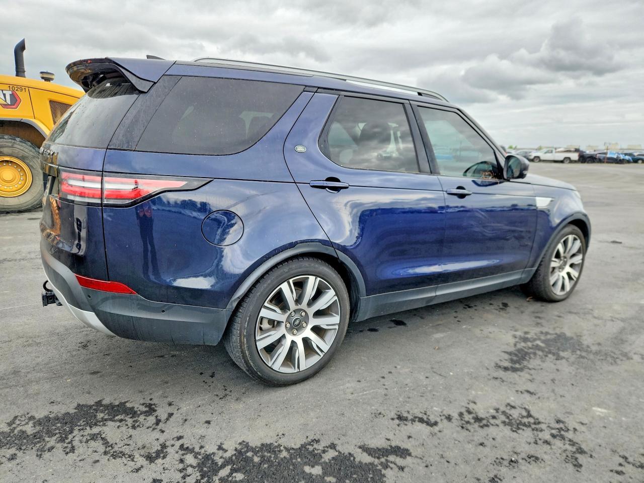 2018 Land Rover Discovery Hse - Image 3
