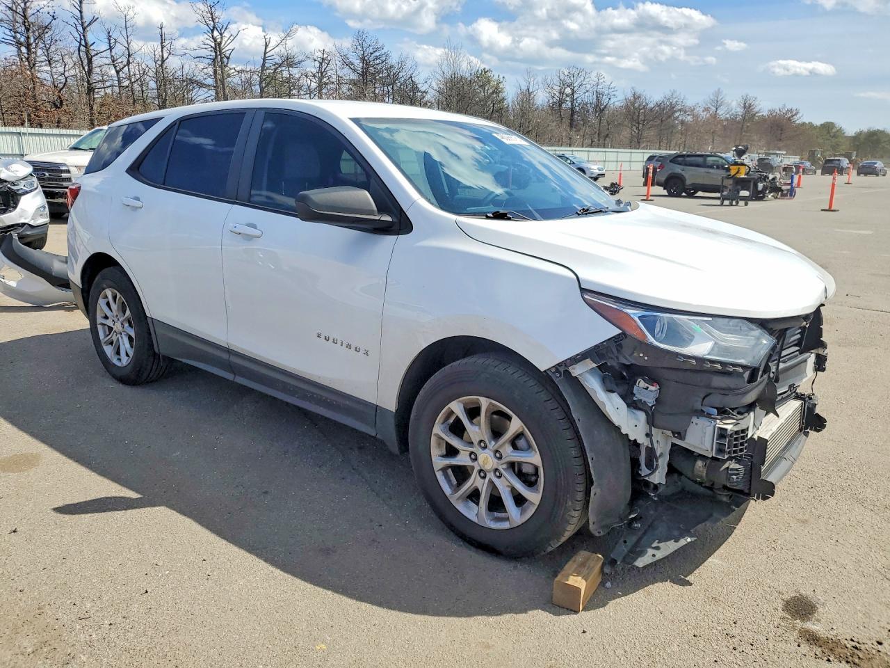 2021 Chevrolet Equinox - Фото 4
