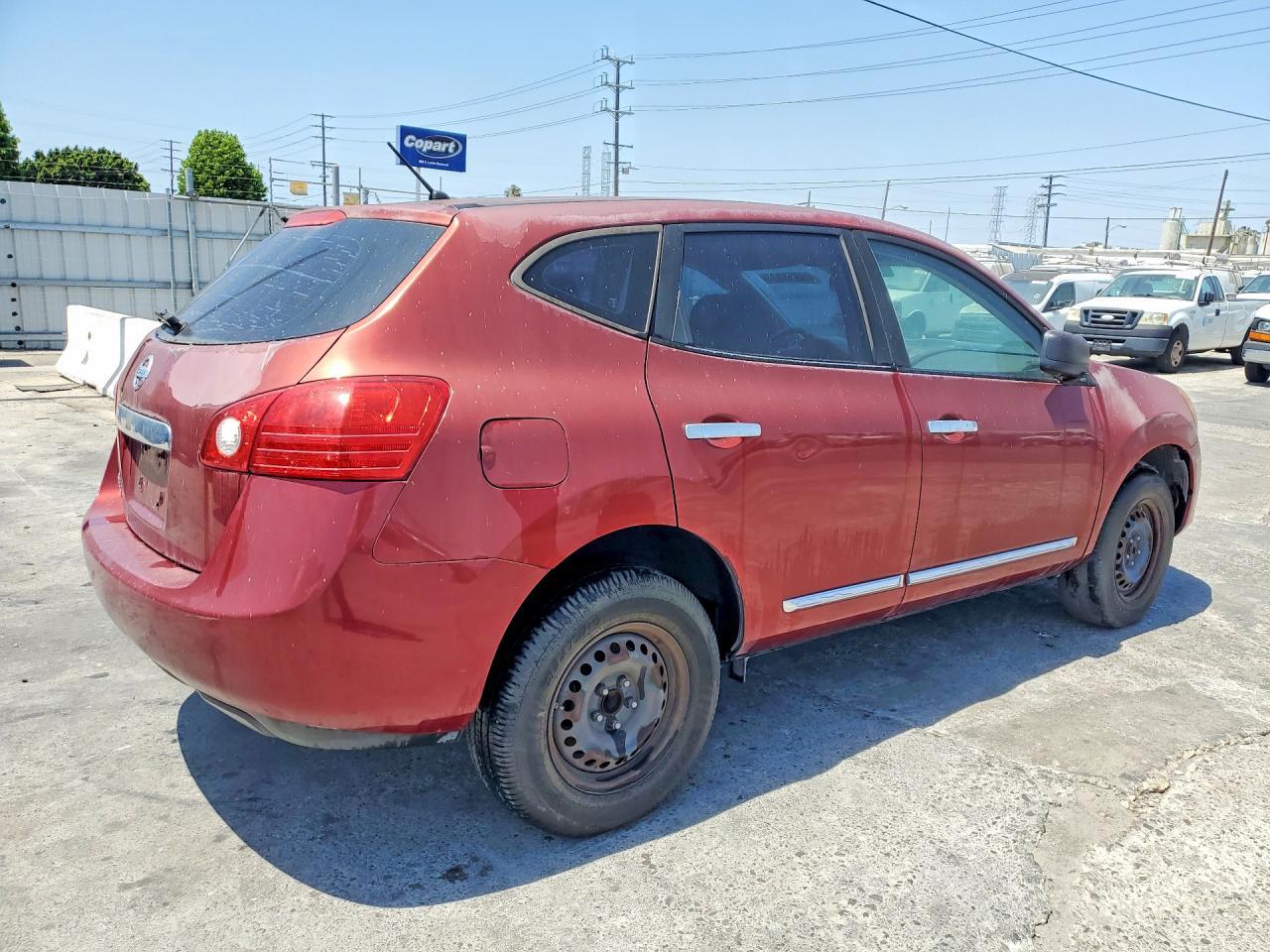 2015 Nissan Rogue Select S - Image 3