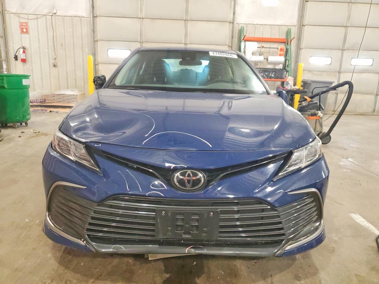 2023 Toyota Camry Le - Image 5