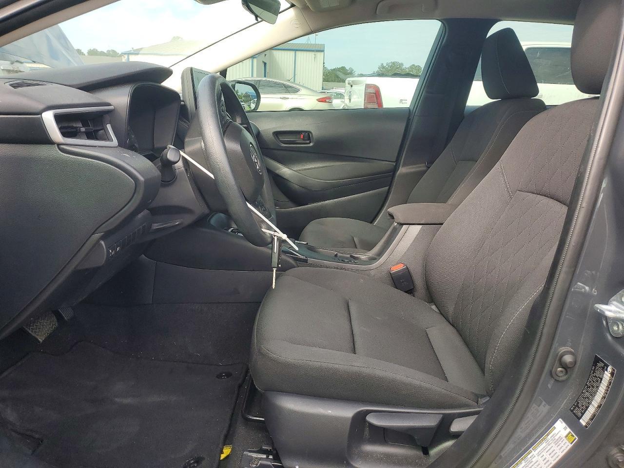 2025 Toyota Corolla Le - Фото 7