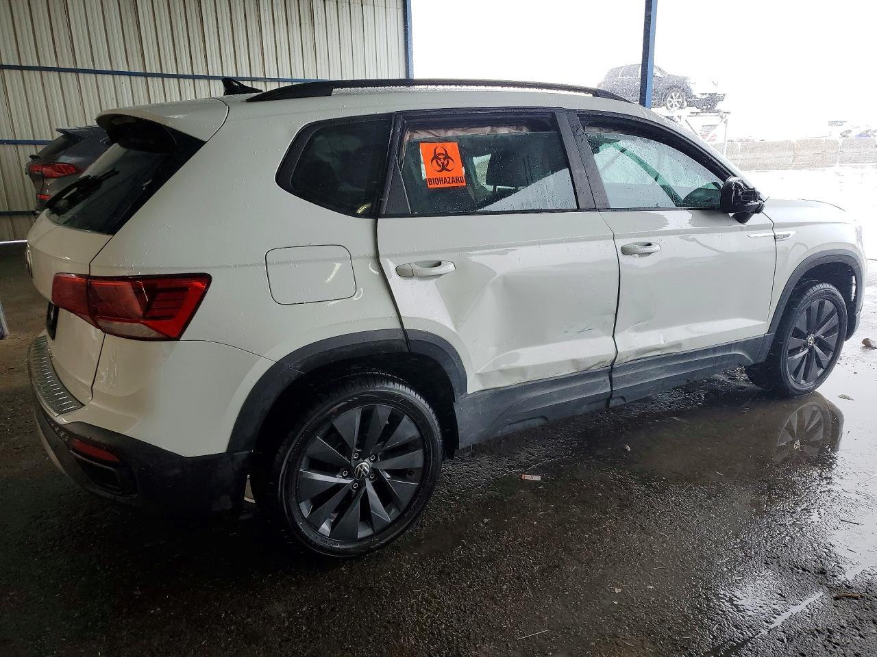 2022 Volkswagen Taos S - Фото 3
