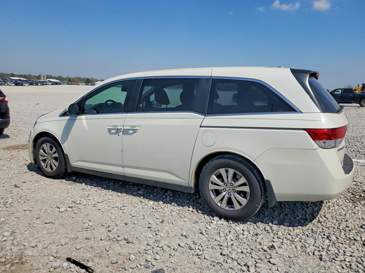 2016 Honda Odyssey Exl - Фото 2