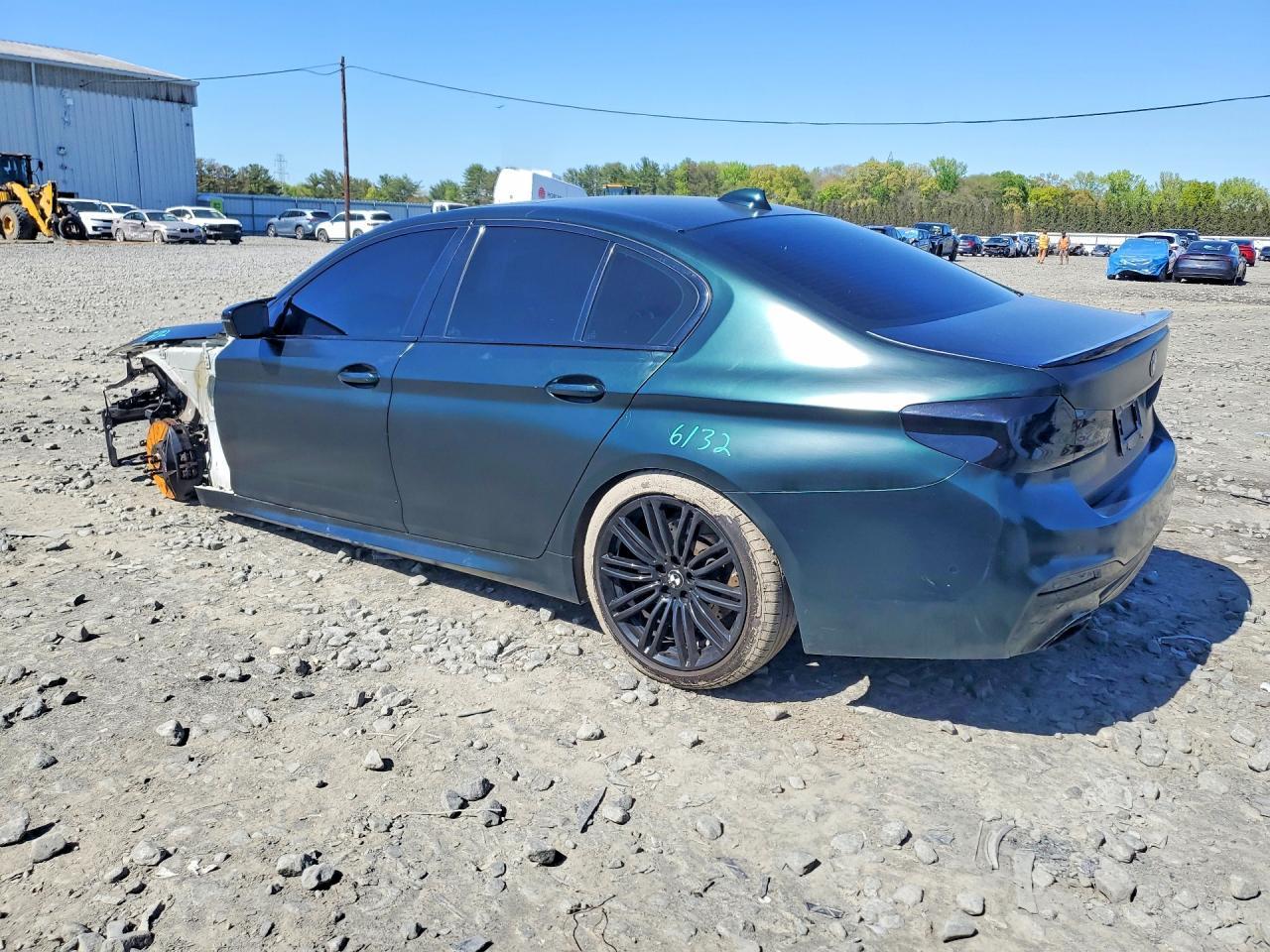 2020 BMW 530 Xi - Image 2