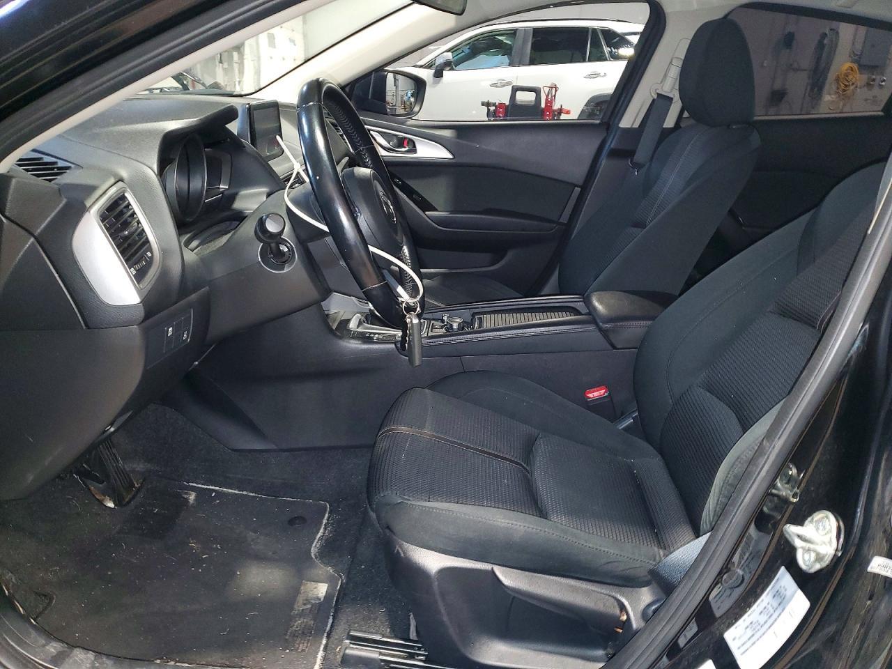 2018 Mazda 3 Gs - Image 7