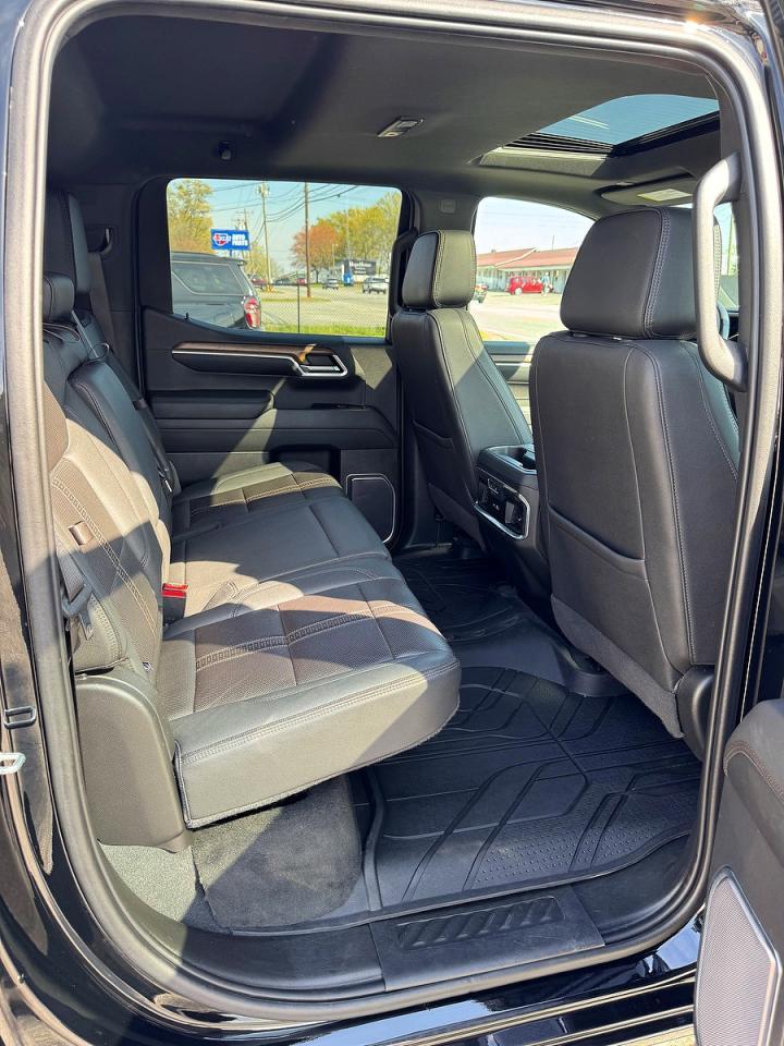 2023 Chevrolet Silverado K1500 High Country - Фото 6