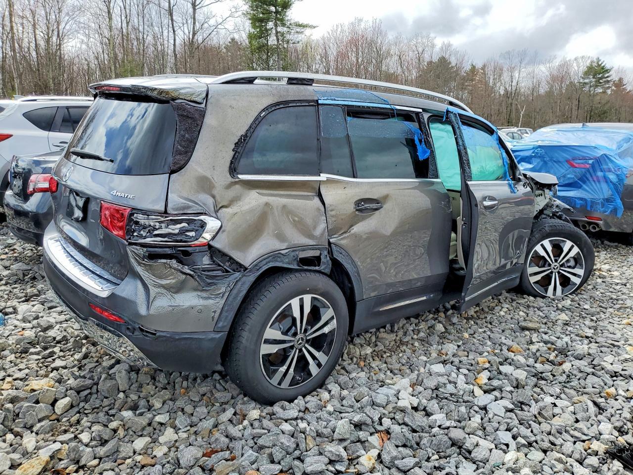2026 Mercedes-Benz Glb 250 4Matic - Image 3