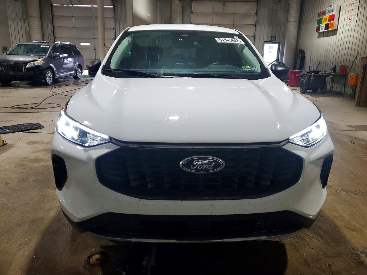 2025 Ford Escape Active - Фото 5