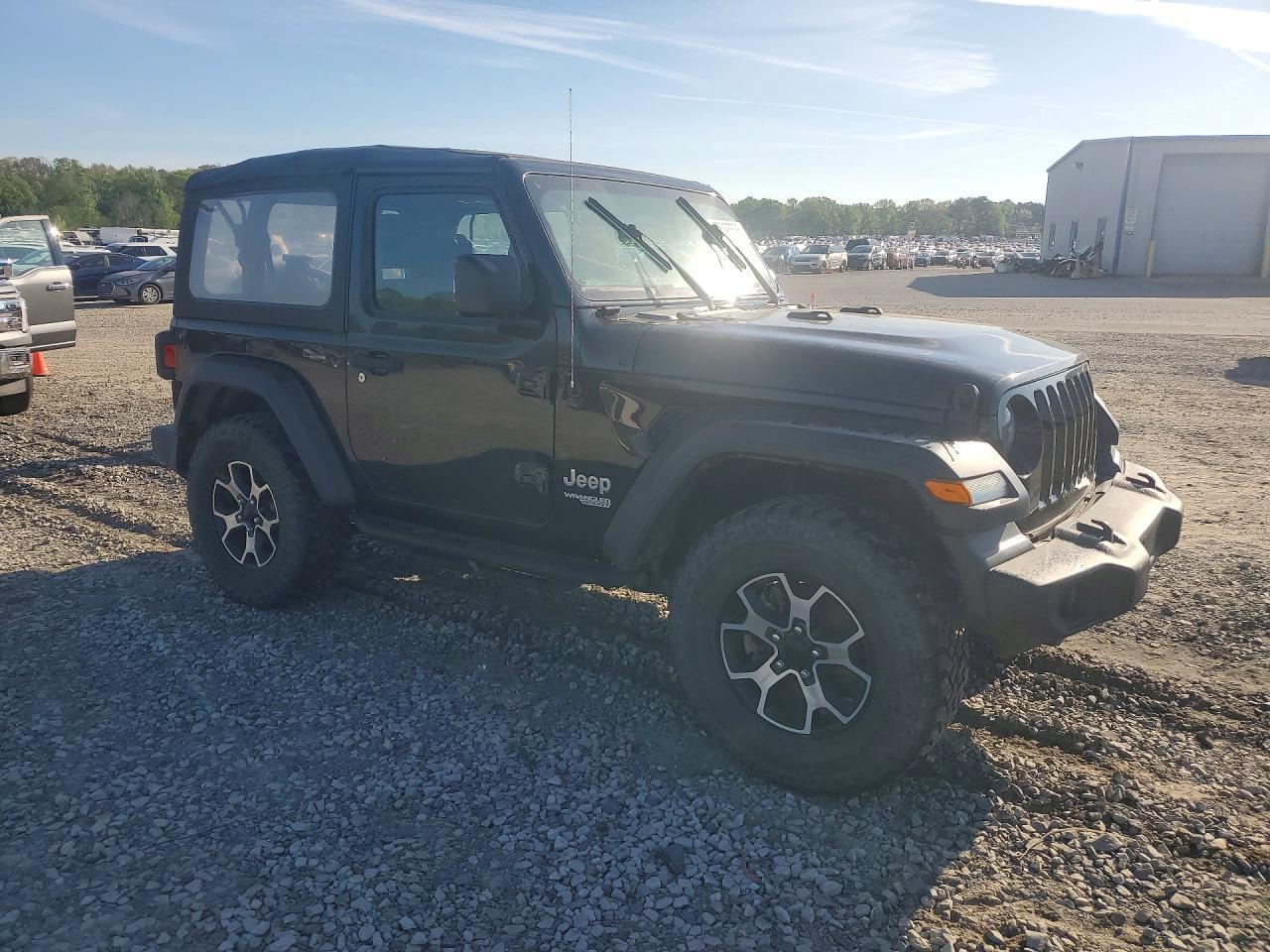2020 Jeep Wrangler Sport - Фото 4