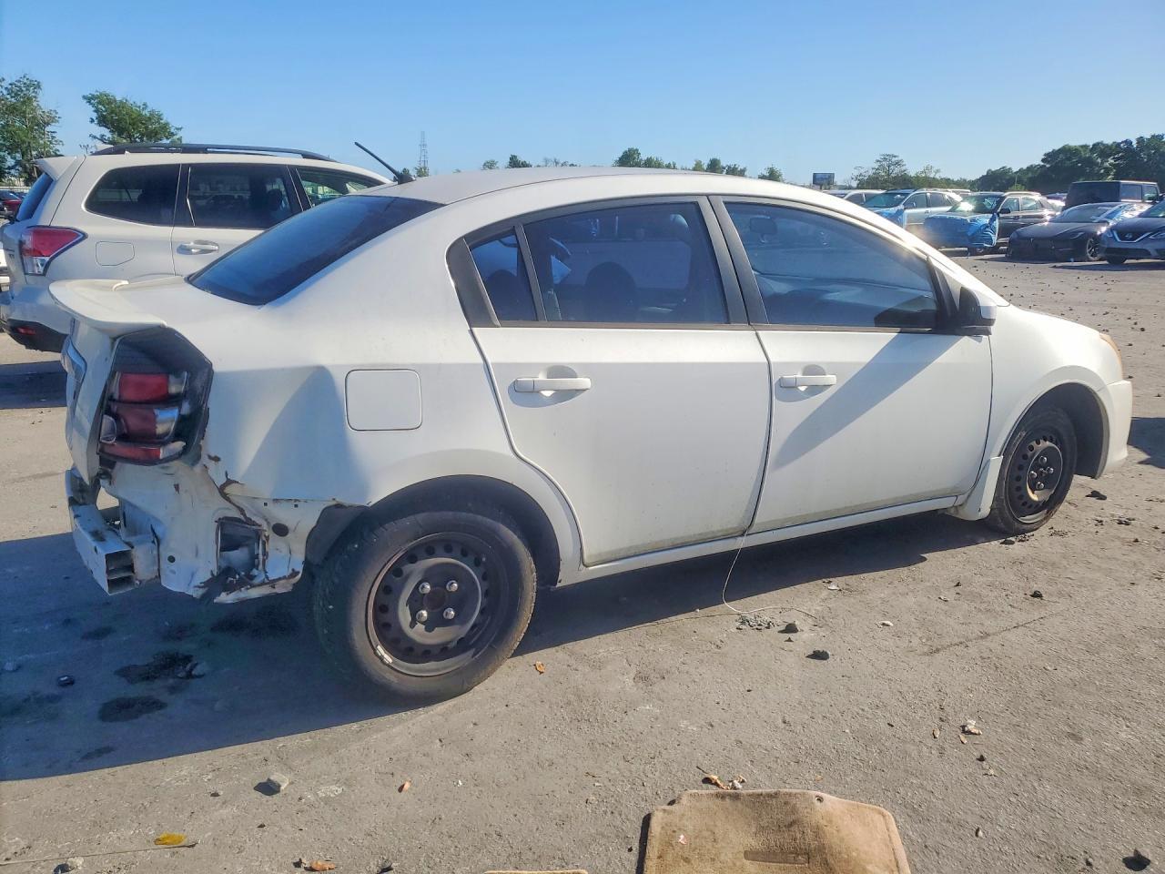 2012 Nissan Sentra 2.0 - Image 3