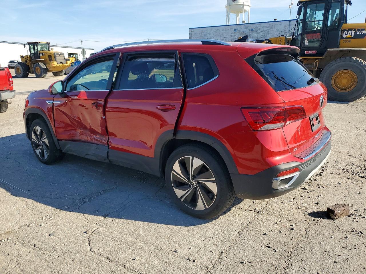 2024 Volkswagen Taos Se - Фото 2