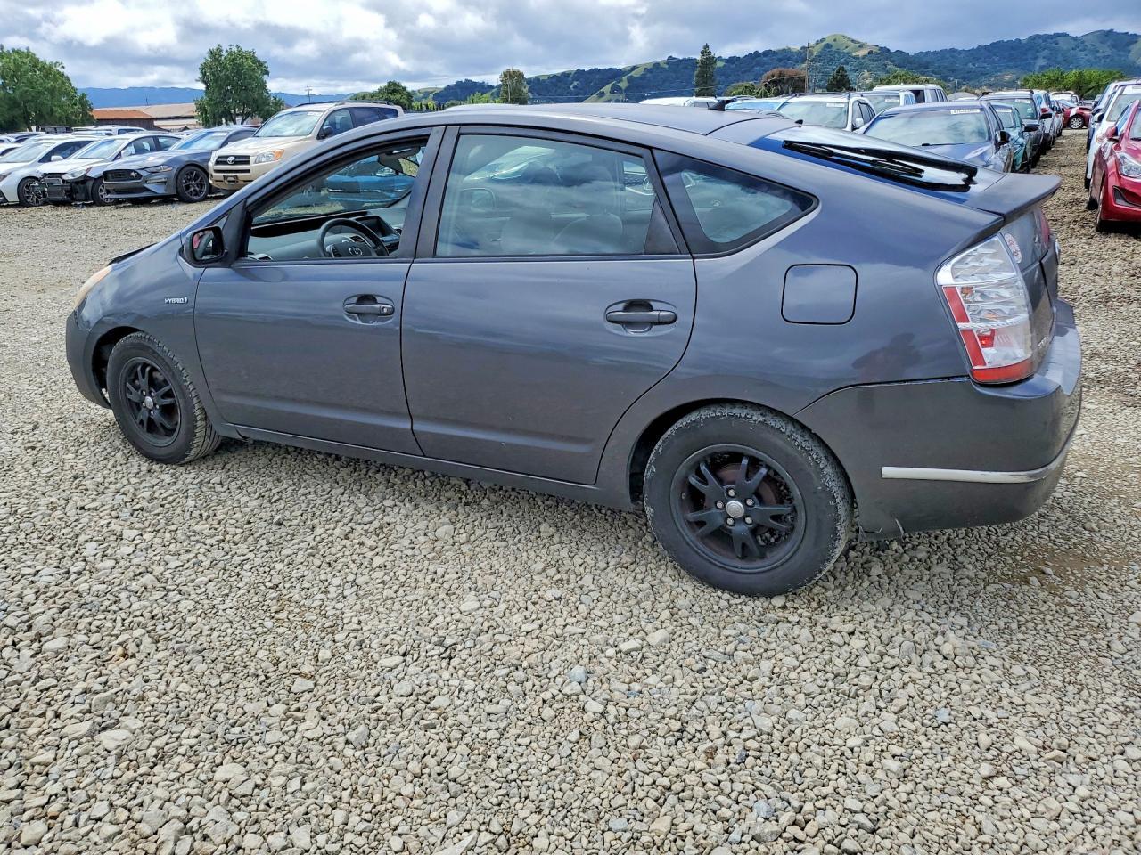 2007 Toyota Prius Base - Image 2